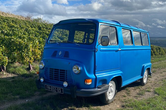 Half-Day Champagne Tour With a Vintage Van From Epernay