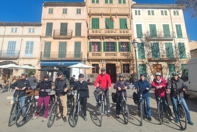 Half-Day E-Bike Tour Around the Hexenberg