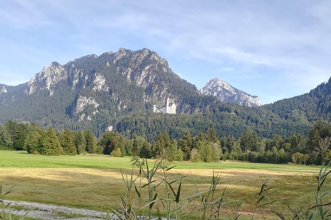 Half Day- From Fussen to Neuschwansteincastle & Linderhof Castle - Linderhof Castle and Hohenschwangau Castle