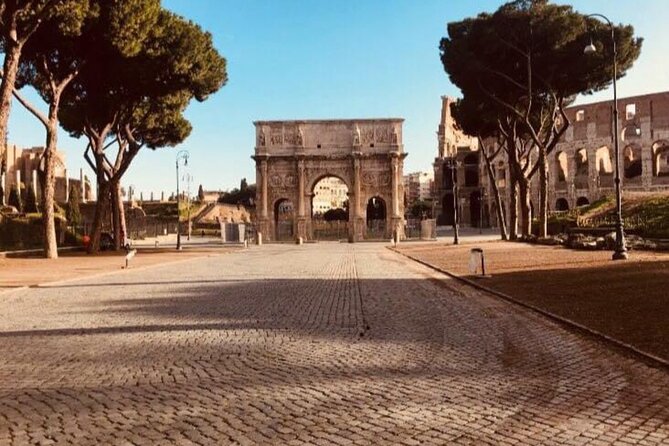 Half-Day Private Guided Tour Wonder Colosseum Arena With Ticket - Private Tour Guide: Expert Insights