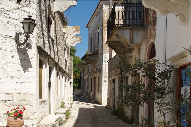 Half-Day Private Tour of Naxos Island (Up to 7 Pax)