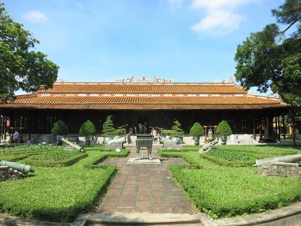 Half-Day Royal Hue Tour
