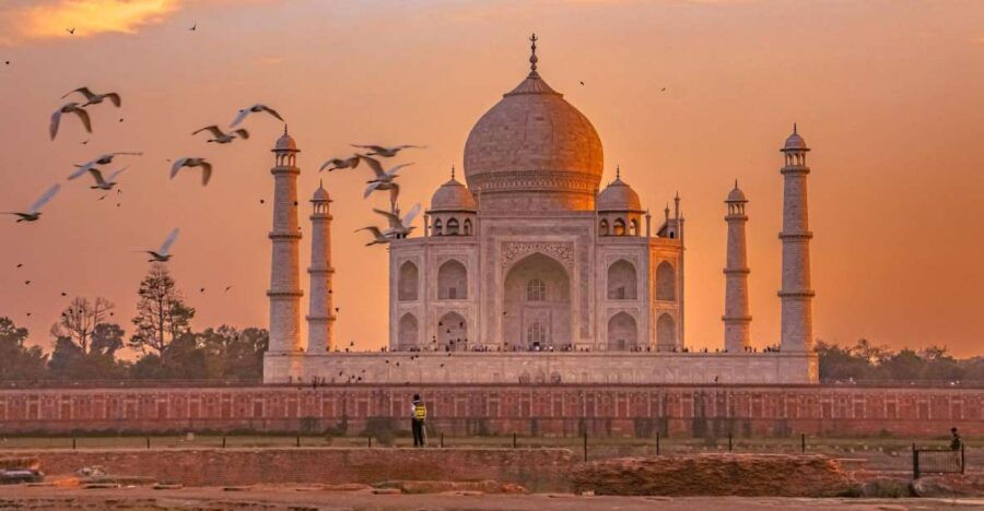 Half Day Sunrise Tour of Taj Mahal With Agra Fort From Agra - Good To Know