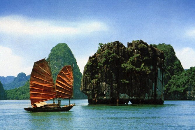 Halong Bay Day Cruise With Bamboo Boat Ride or Kayaking - Good To Know
