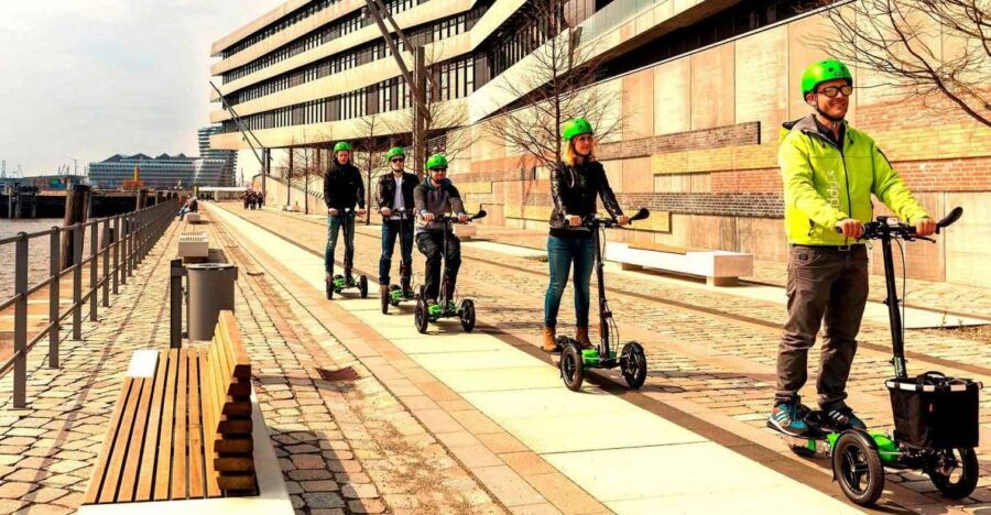 Hamburg: Sightseeing Tour With 'Scuddy' - Good To Know