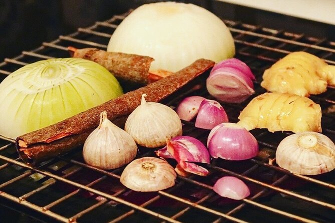 Hands-On Cooking Class With Ngoc and Explore Cafe Apartment
