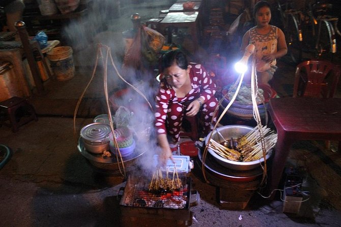 Hanoi City Private Tour Full Day: All Highlights & Train Street