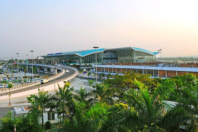 Hanois Noi Bai (HAN) Airport Shared Arrival Transfer to Hotel - Da Nang