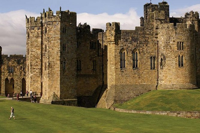 Harry Potter and English Castle Italian Tour Guide - Good To Know