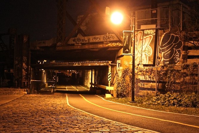 Haunted Griffintown Ghost Walking Tour in Montréal