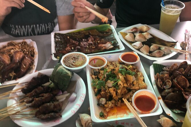 Hawker Delights – Explore Chomp Chomp Like a Champ!