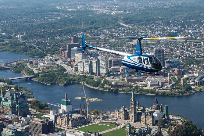 Helicopter Private Tour Over Ottawa 70KM in 20 Min