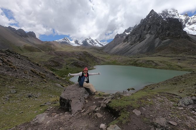 Hiking Tour to Seven Lakes of Ausangate; 1 Full Day Tour - The Sum Up