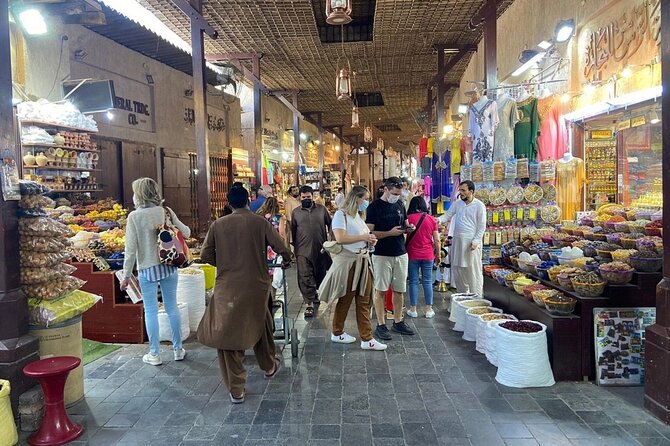 Historical Dubai Walking Tour With Local