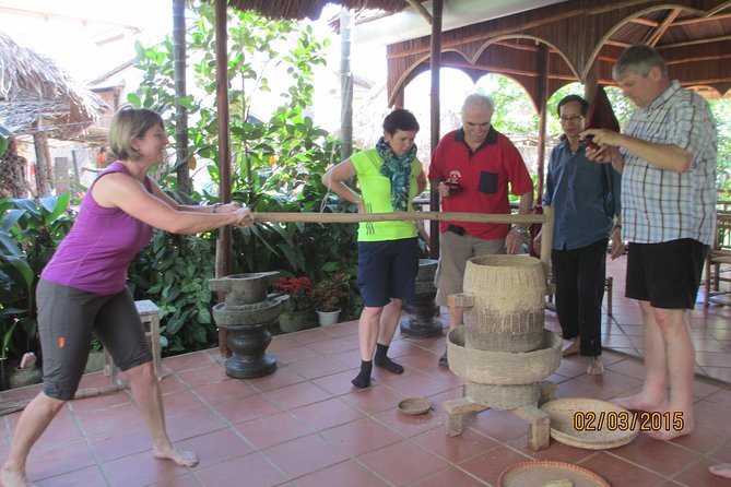 Hoi an Countryside Biking - Basket Boat - Vegetable Village - Local Home Cooking