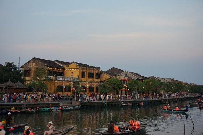 Hoi An Farming , Cooking Class, Foot Massage & Hoi An Walking Tour