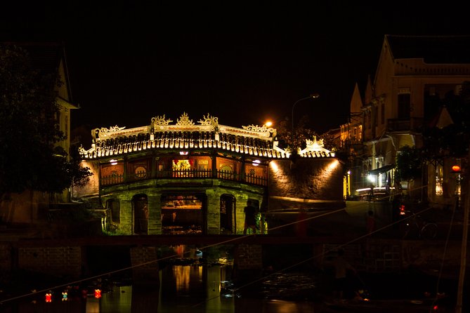 HOI an MYSTERIOUS NIGHT TOUR WITH DINNER From DA NANG - Pricing and Guarantee