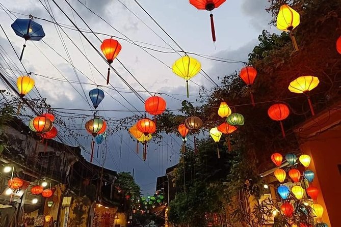 Hoi An Private Evening Walking Tour & River Cruise - Da Nang