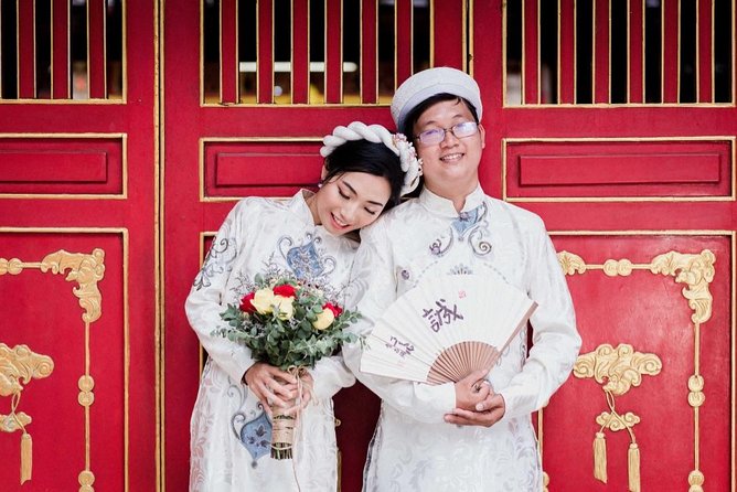 Honeymoon With Ao Dai Photoshoot & 1 Free Night at Vinhome Central Park