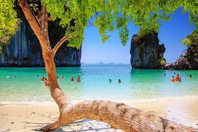 Hong Island Tour by Speed Boat From Krabi