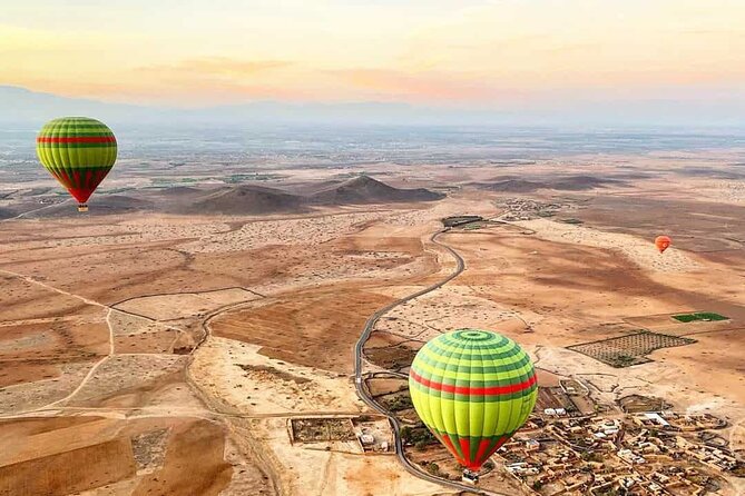Hot Air Balloon Flight Over Marrakech With Traditional Breakfast - Experience the Majestic Hot Air Balloon Flight