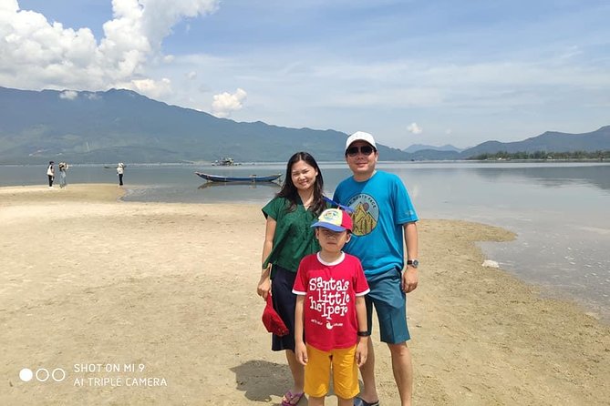 Hue City Tour Via Hai Van Mountain , Lap An Lagoon, Perfume River, Royal Palace - Perfume River: Exploring Hues Iconic Waterway