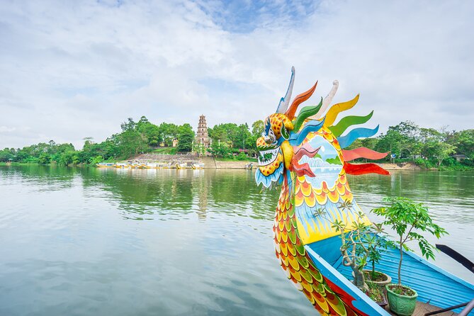 Hue Private Tour Royal Tombs, Citadel and Thien Mu Pagoda by Boat