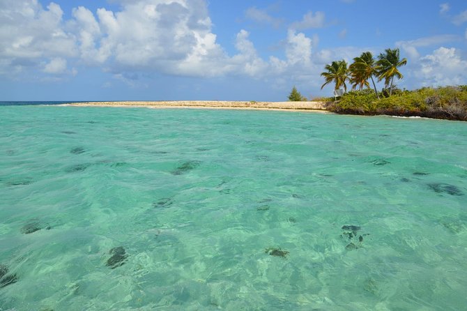 Icacos Island Boat Trip and Beach Day Package From Fajardo