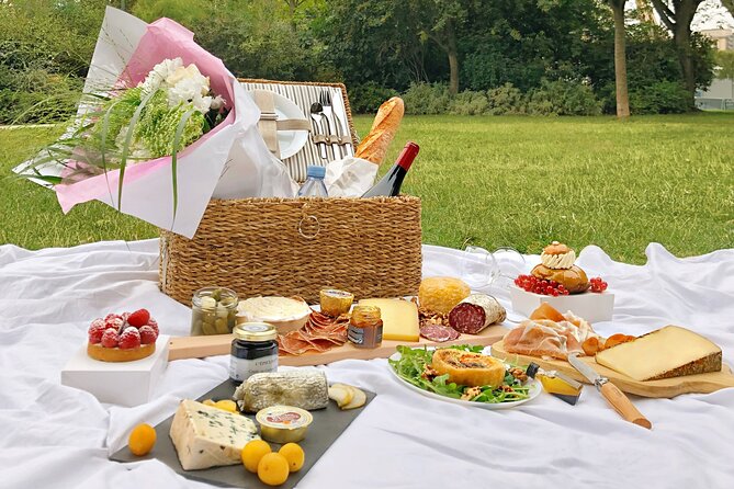 Indulge in a Gourmet Parisian Picnic With Wine - Picnic Details