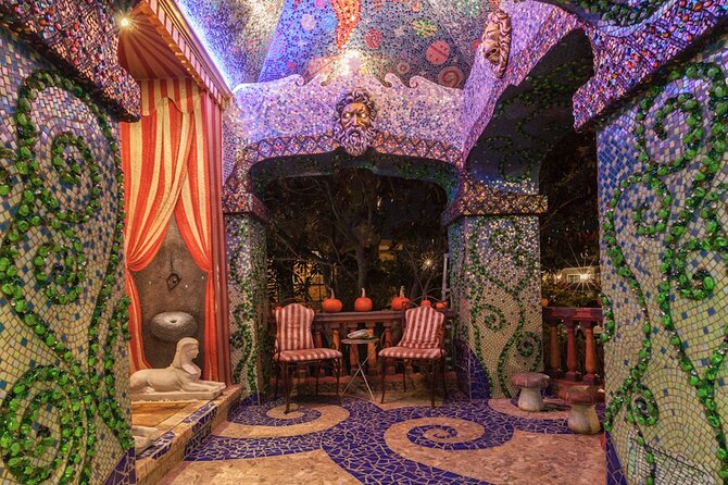 Into the Rabbit Hole: Indoor Tour at The Gregangelo Museum - Good To Know