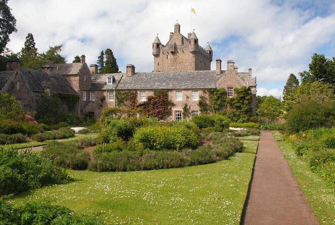 Invergordon Cruise Excursion to Cawdor Castle and Gardens