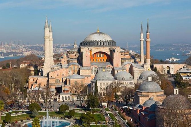 Istanbul Old City Tour Blue Mosque, Hagia Sophia,Topkapi Museum and Grand Bazzar - Good To Know