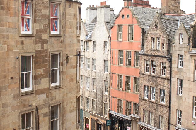 Jacobite History and Outlanders Scotland Walking Tour