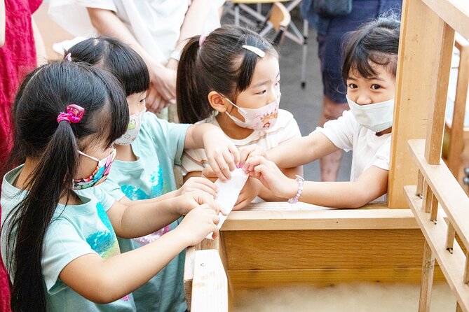 Japanese Paper Washi Making Experience in Asakusa