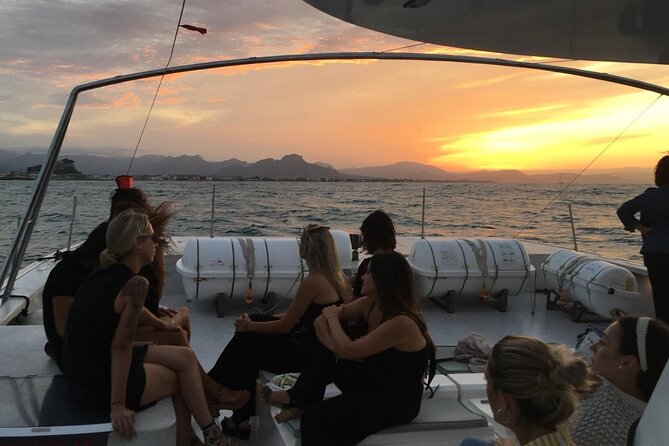 Javea Sunset Cruise and Dinner at the Port - Good To Know
