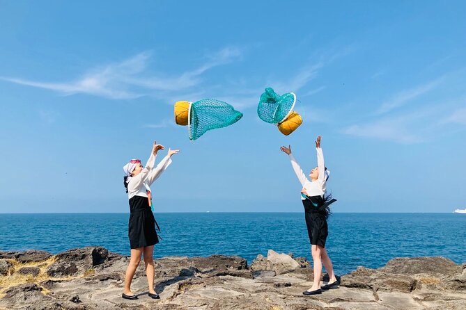 [Jeju] Private Photoshoot With Traditional Pearl Diver Haenyeo Costume - Good To Know