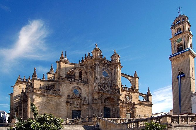 Jerez Walking Tour With Alcazar and Cathedral Entrance - Tour Overview