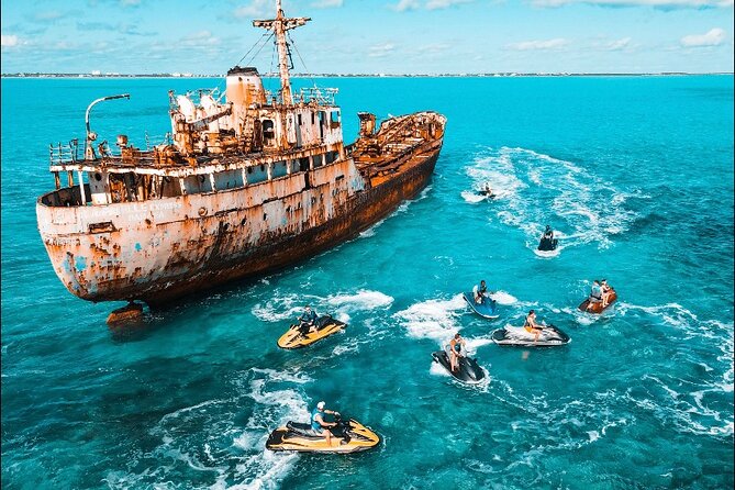 Jet Skiing Around La Famille Ship and Smaller Pristine Cays - Good To Know