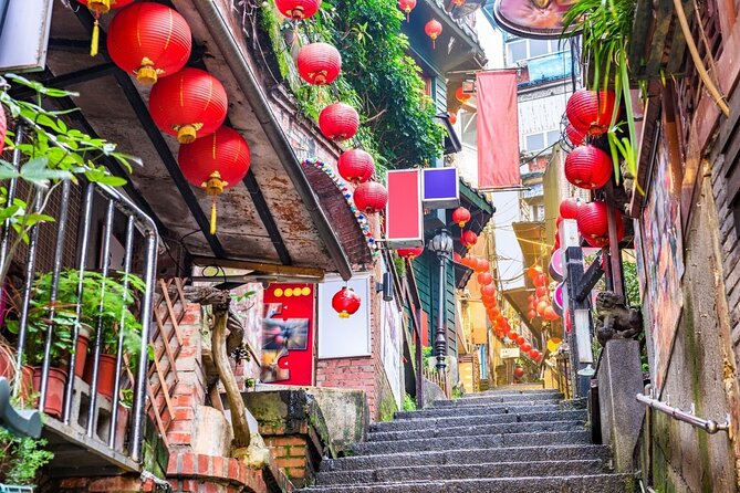 Jiufen, Jinguashi, Peace Island Park, and Raohe Night Market Day Tour. - Good To Know