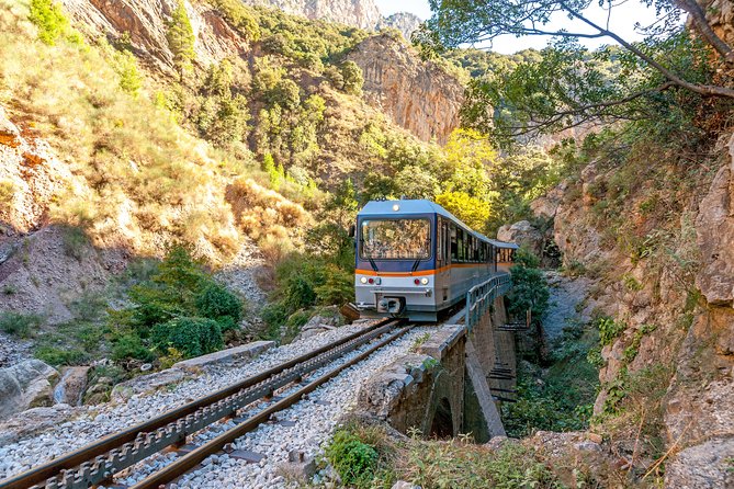 Kalavryta, Rack Railway & Cave of Lakes Full Day Private Tour - Good To Know