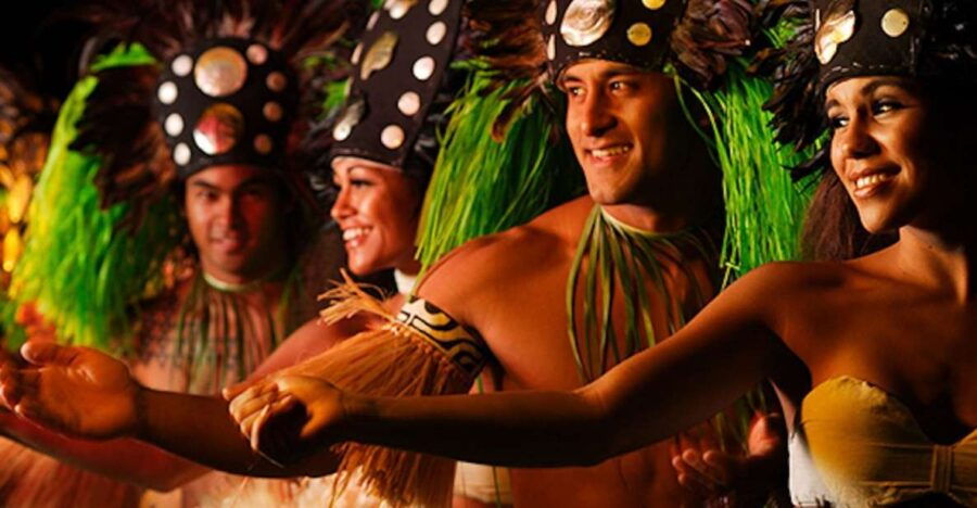 Kauai: Buffet Dinner With Open Bar and Luau Kalamaku Show - Good To Know