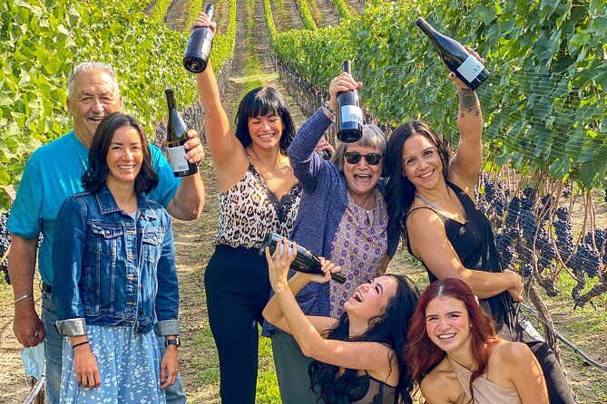 Kelowna Small-Group Five-Winery Experience - Kelowna & Okanagan Valley