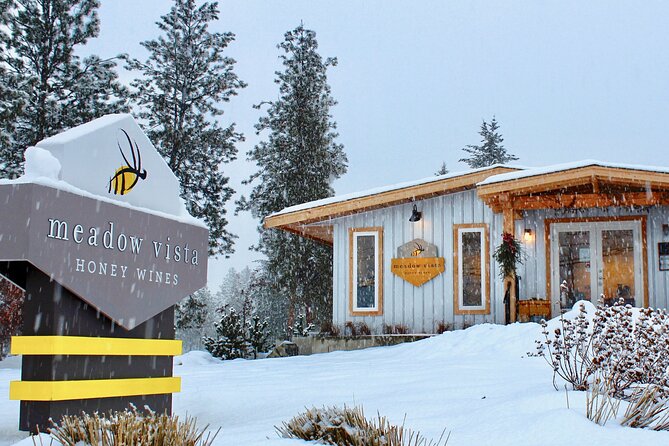 Kelowna Snow E-Biking Adventure With Lunch, Wine Tasting & Smores - Good To Know