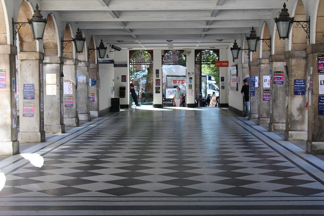 Killing Eve Self Guided Audio Tour of London - Good To Know