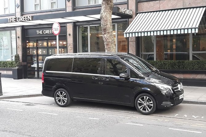 Kinnitty Castle to Dublin Airport / City Private Car Service