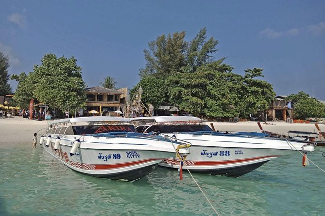 Koh Ngai to Koh Mook by Satun Pakbara Speed Boat