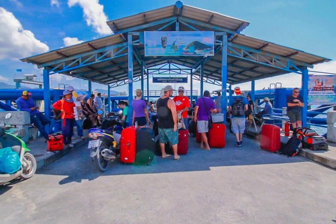 Koh Phangan to Koh Samui Airport by Seatran Discovery Ferry and Minivan