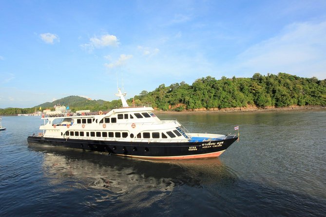 Koh Phi Phi to Phuket by Phi Phi Cruiser