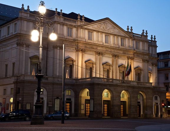 La Scala Theatre and Museum Tour in Milan With Private Guide - Good To Know