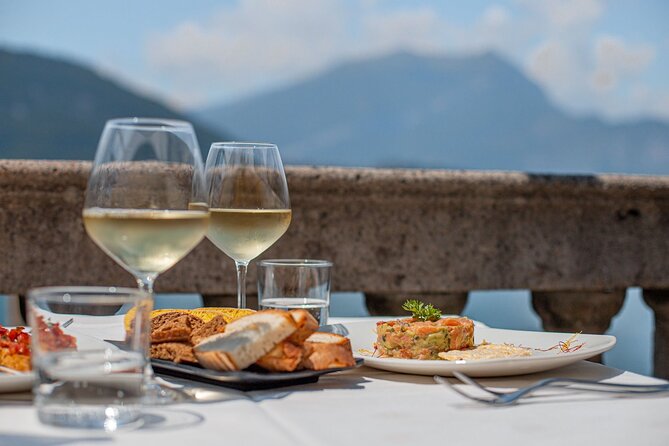 Lake Como: Food and Wine Tour Between Lake and Vineyards